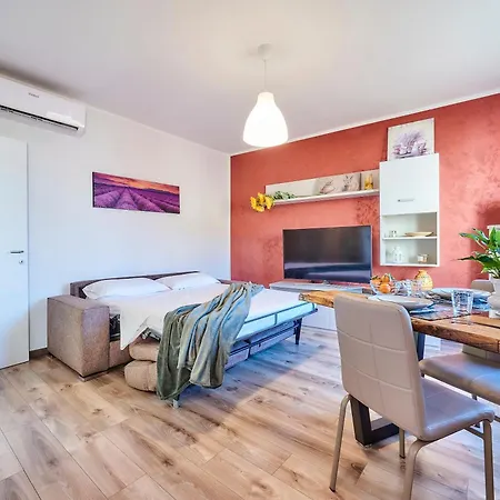 Apartamento Lara's Varenna