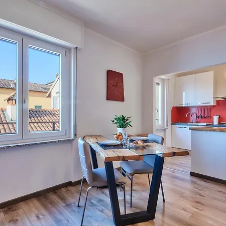 Lara's Apartment *