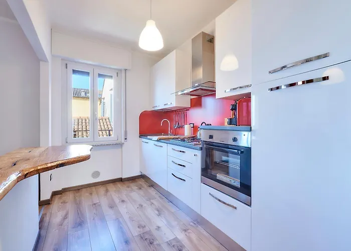 Lara's Διαμέρισμα Βαρένα